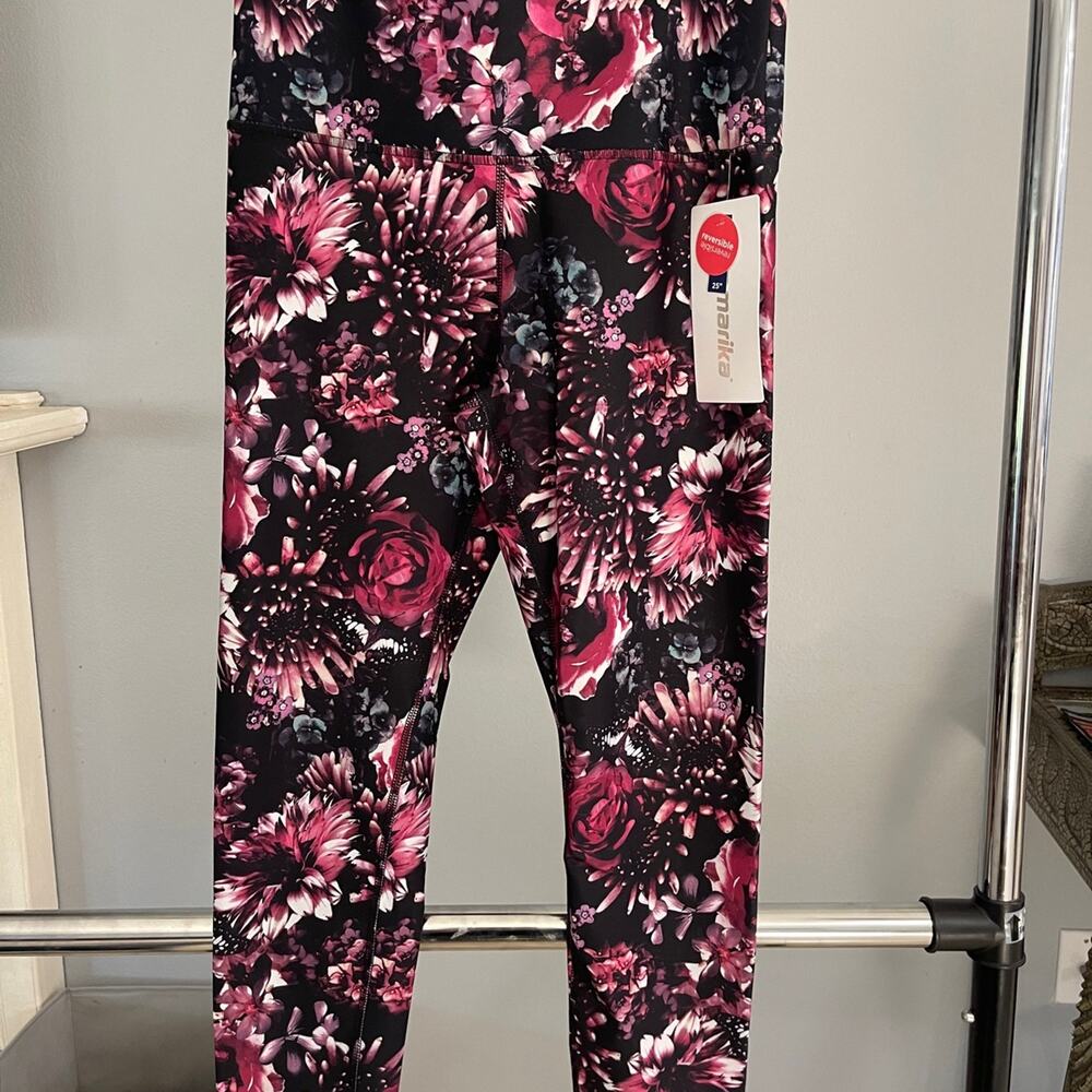 Marika reversible ankle legging 25” Size L